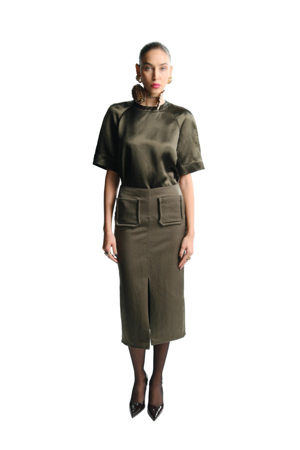 SATIN SHORT-SLEEVE TOP – OLIVE